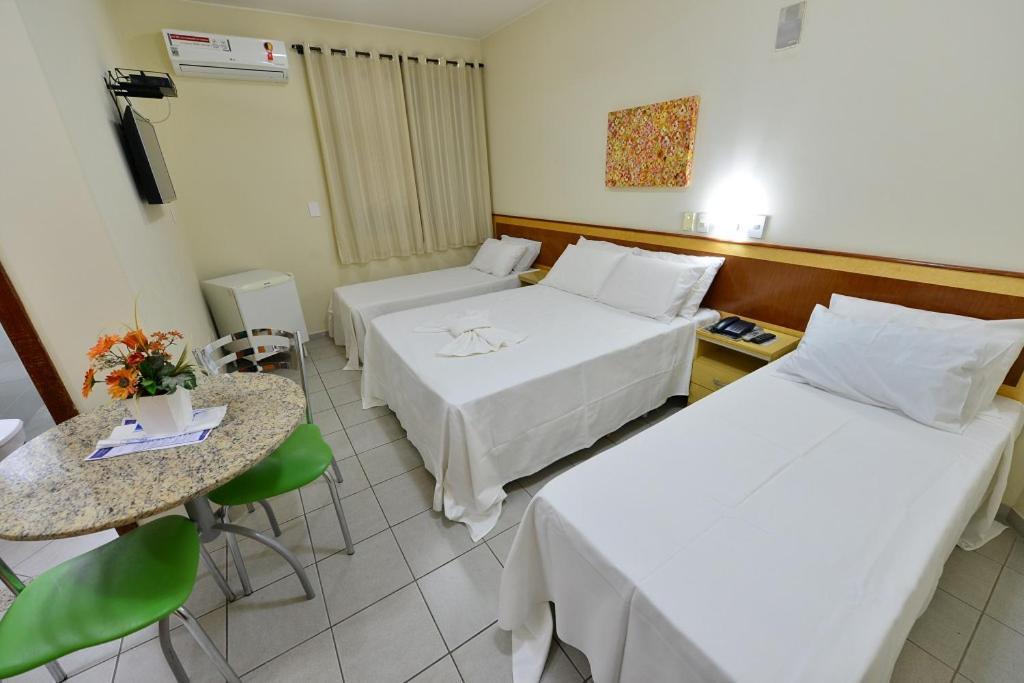 Vind's Plaza Hotel Caratinga Exterior foto
